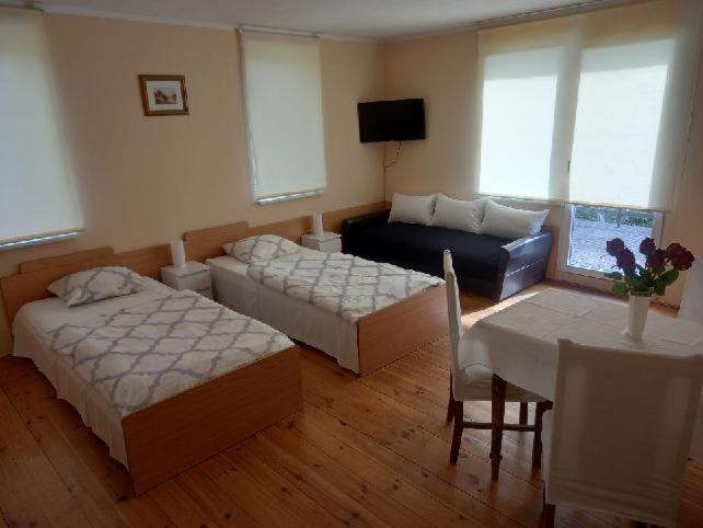 Rooms Noclegi Bytyn Exterior photo